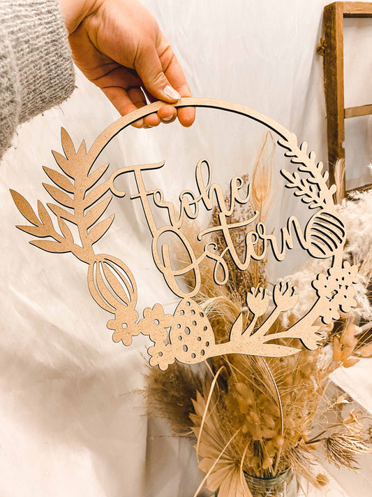 Schöner Oster-Holztürkranz mit floralem Motiv "Frohe Ostern"