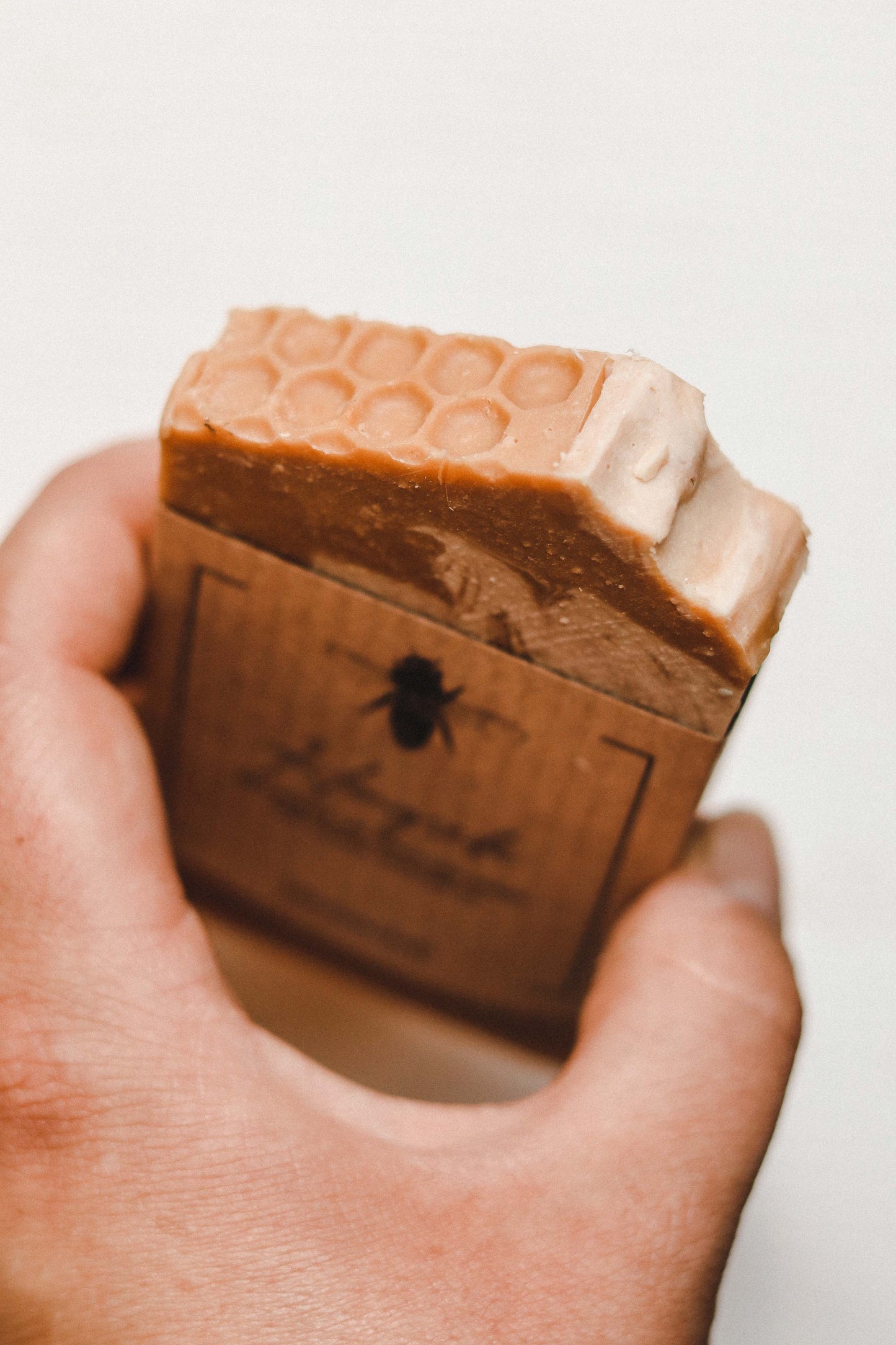 Handgemachte Seife mit Lorscher Honig und Hafermilch