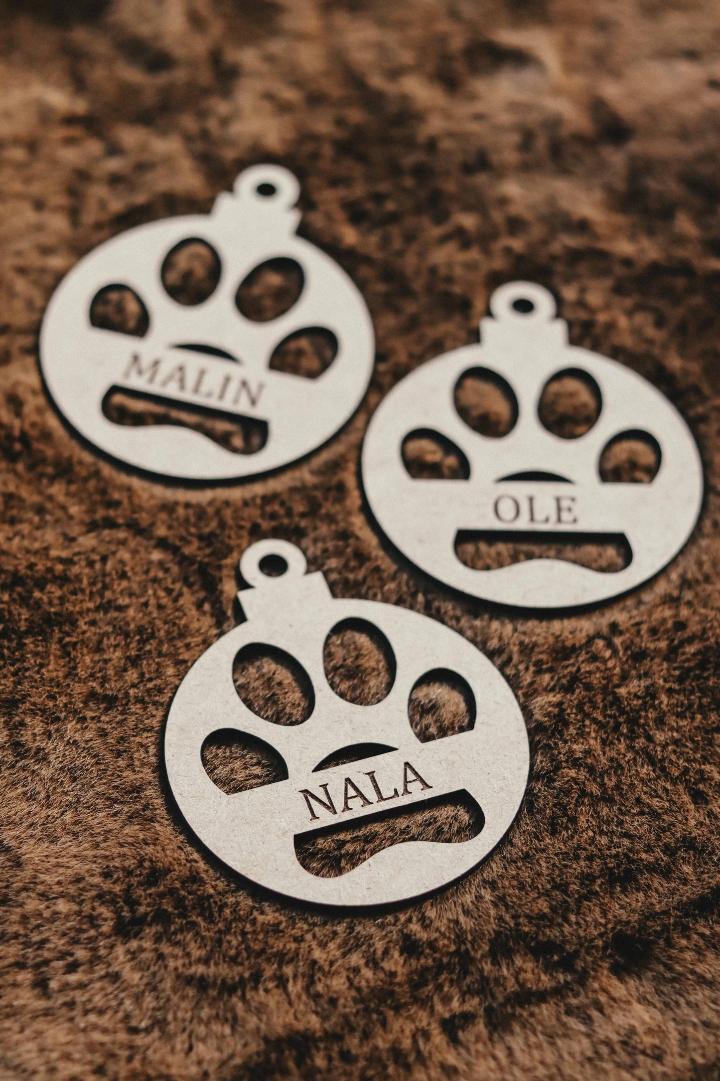 Personalisierter Pfoten-Holzanhänger für Hund, Katze, Haustier
